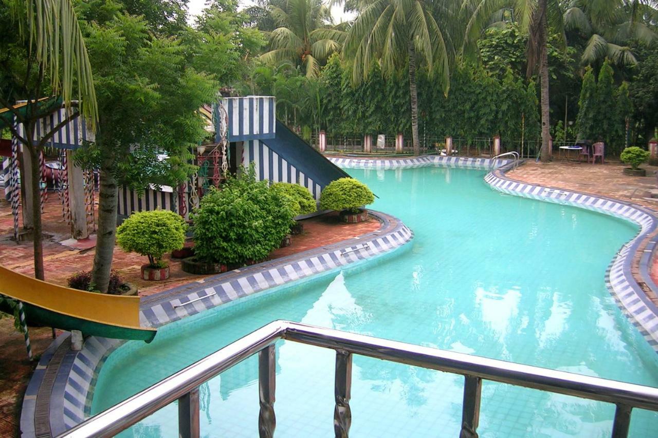 Palm Village Resort Calcutá Exterior foto